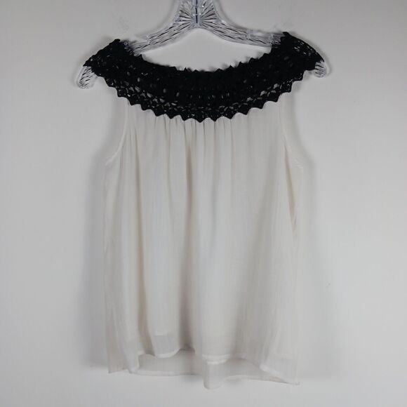 Coldwater Creek Tops - Coldwater Creek Women's sz XS White Black Lace Blouse Sleeveless